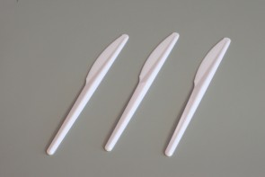 Ножі одноразові білі